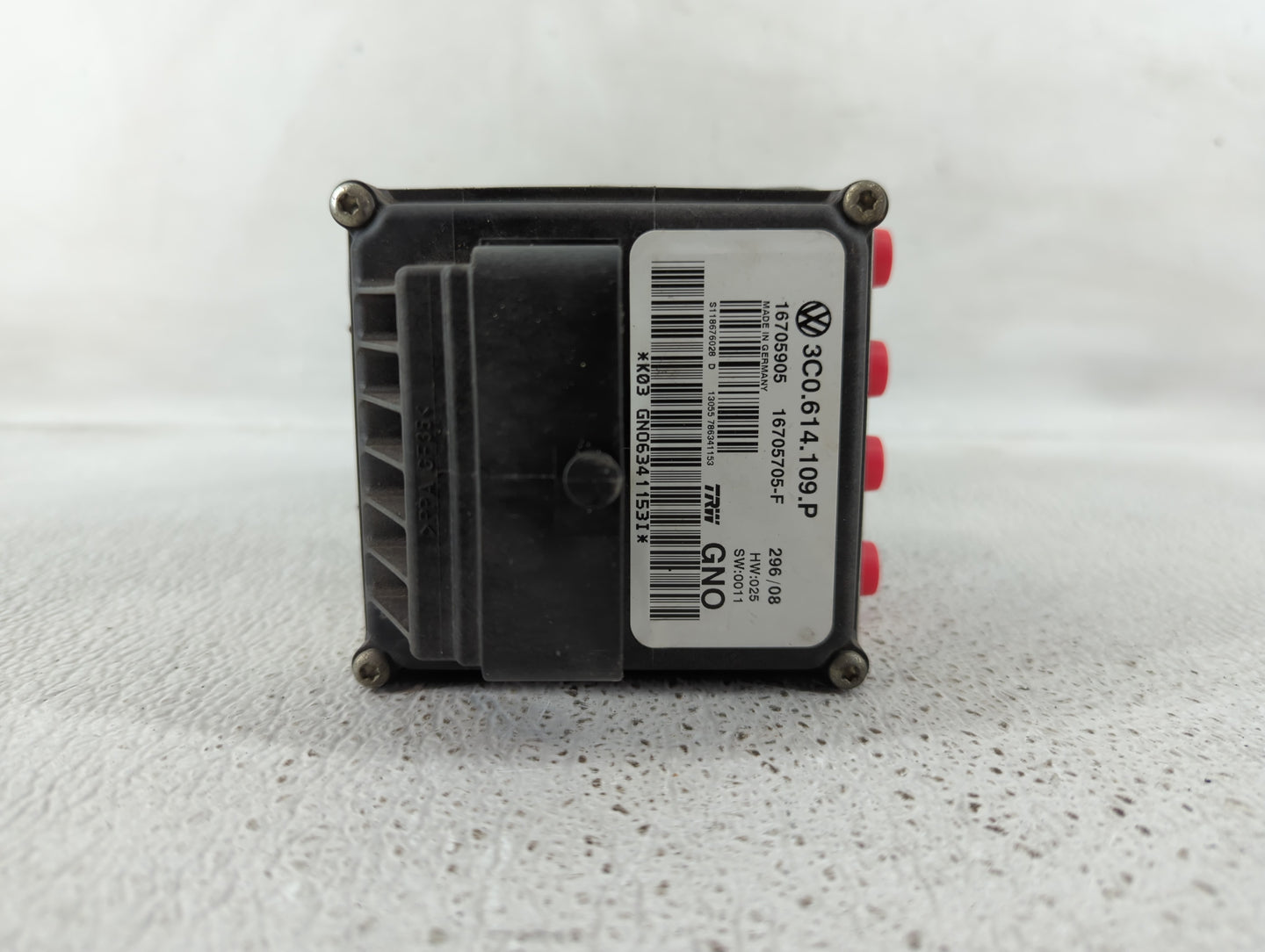 2009-2010 Volkswagen Passat ABS Pump Control Module Replacement P/N:3C0 614 109 P 3C0 614 09 AF Fits Fits 2009 2010 OEM Used