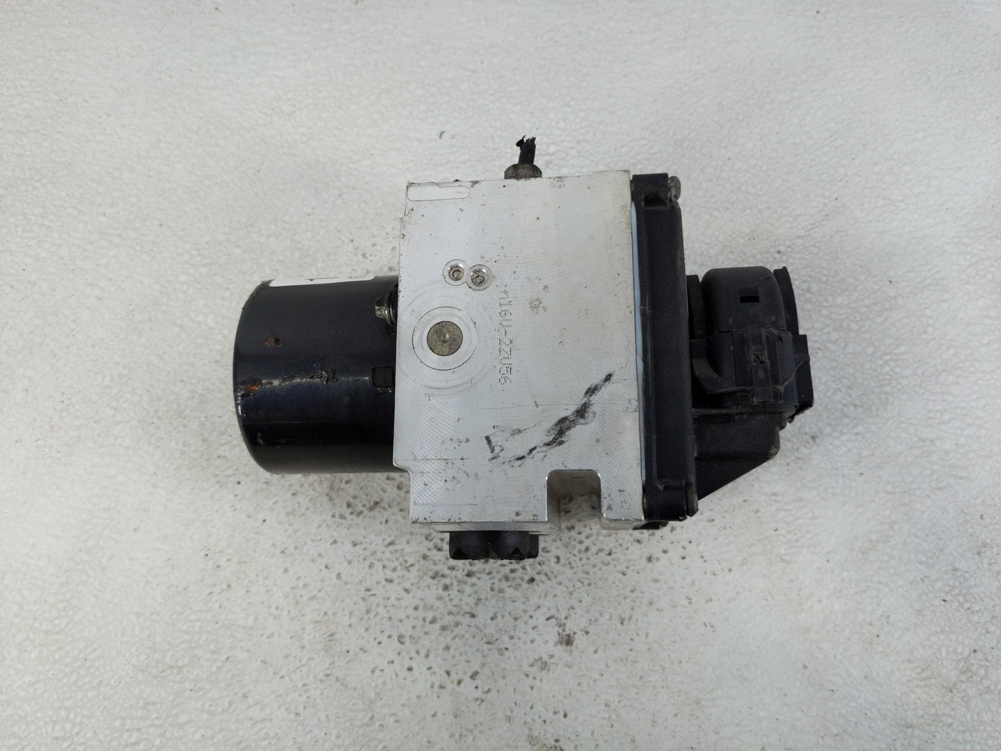 2009-2010 Volkswagen Passat ABS Pump Control Module Replacement P/N:3C0 614 109 AJ 16705915 Fits Fits 2009 2010 OEM Used Aut