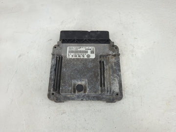 2008-2009 Volkswagen Passat PCM Engine Control Computer ECU ECM PCU OEM P/N:06J 906 026 AG Fits Fits 2008 2009 OEM Used Auto