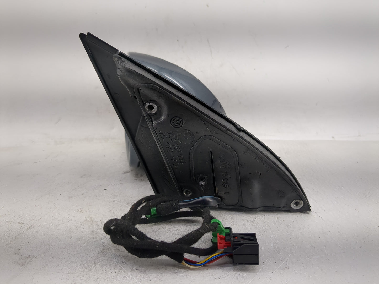 2006-2010 Volkswagen Passat Driver Side View Mirror - Left Door Mirror OEM Used - Oemusedautoparts1.com