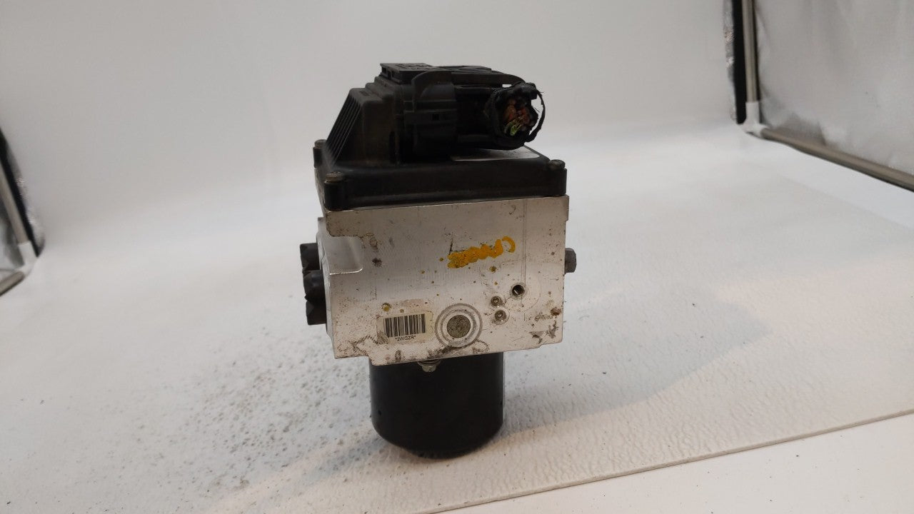 2009-2010 Volkswagen Passat ABS Pump Control Module Replacement P/N:3C0614109T 3C0.614.109.T Fits Fits 2009 2010 OEM Used Au