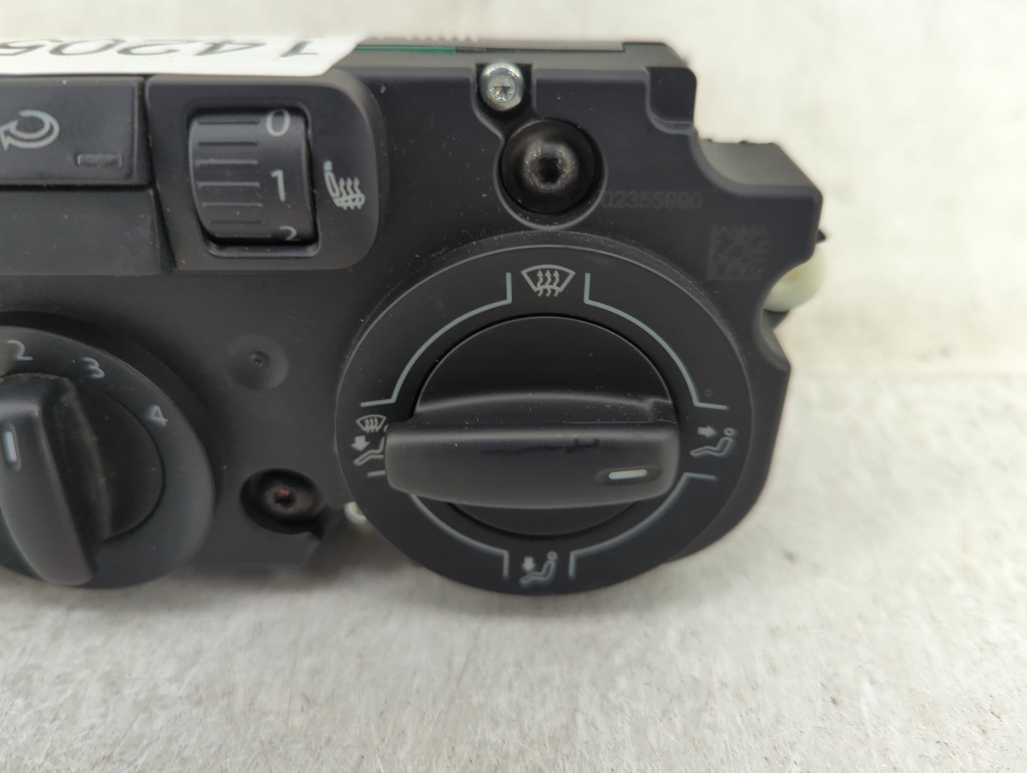 2008-2010 Volkswagen Passat Climate Control Module Temperature AC/Heater Replacement Fits Fits 2006 2007 2008 2009 2010 OEM 