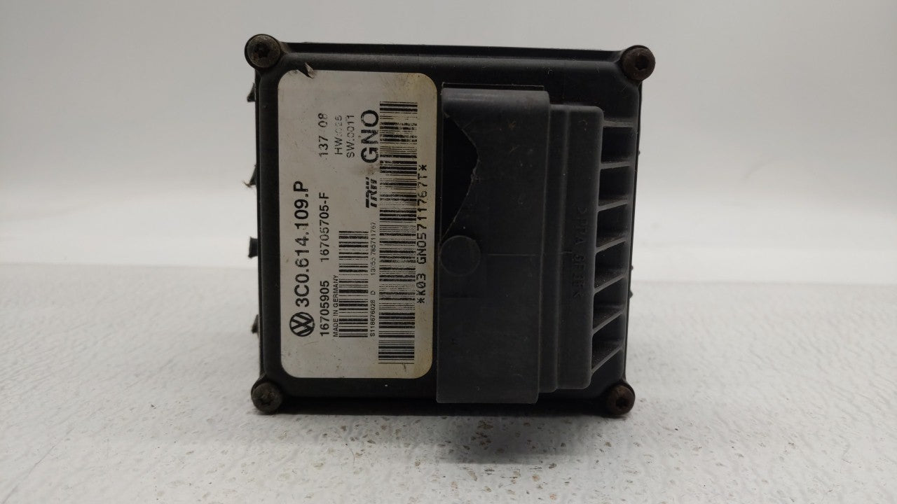 2009-2010 Volkswagen Passat ABS Pump Control Module Replacement P/N:3C0614109T 3C0.614.109.T, 3C0.614.109.P Fits Fits 2009 2