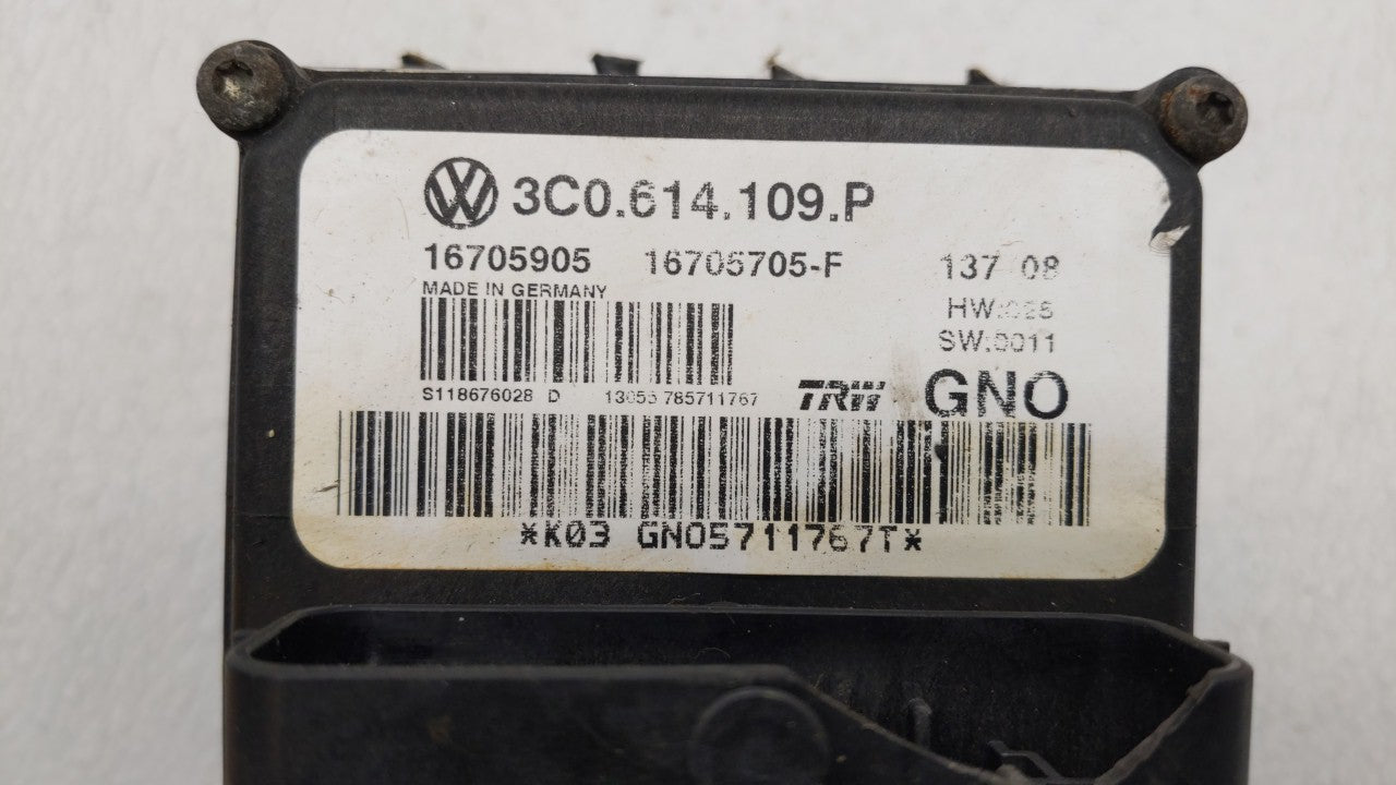 2009-2010 Volkswagen Passat ABS Pump Control Module Replacement P/N:3C0614109T 3C0.614.109.T, 3C0.614.109.P Fits Fits 2009 2