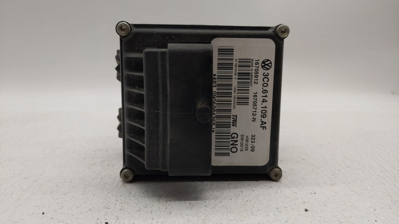 2009-2010 Volkswagen Passat ABS Pump Control Module Replacement P/N:3C0614109T 3C0.614.109.T, 3C0.614.109.P Fits Fits 2009 2