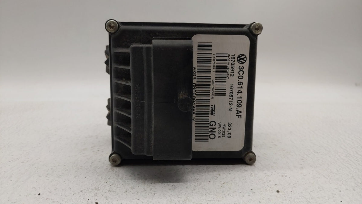 2009-2010 Volkswagen Passat Anti-Lock Brake ABS Pump Module Actuator OEM P/N:3C0614109T 3C0.614.109.T Fits Fits 2009 2010 OE