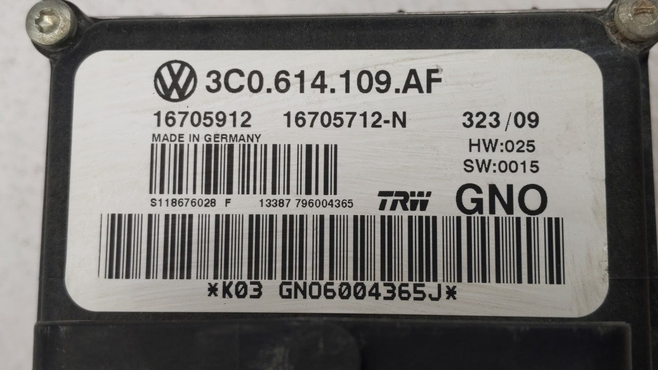 2009-2010 Volkswagen Passat ABS Pump Control Module Replacement P/N:3C0614109T 3C0.614.109.T, 3C0.614.109.P Fits Fits 2009 2