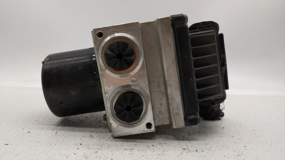 2009-2010 Volkswagen Passat Anti-Lock Brake ABS Pump Module Actuator OEM P/N:3C0614109T 3C0.614.109.T Fits Fits 2009 2010 OE