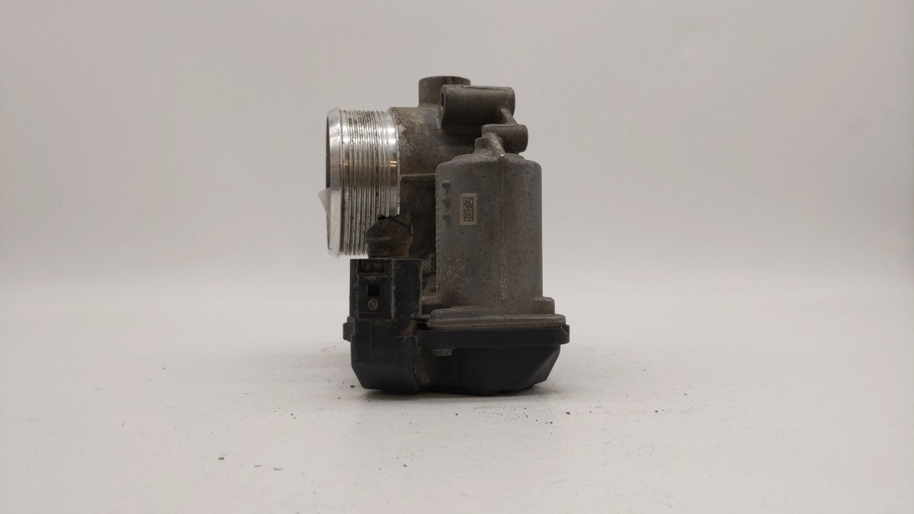 2006-2010 Volkswagen Passat Throttle Body P/N:E8-2103-0-09305-00485 06F 133 062 E Fits OEM Used Auto Parts - Oemusedautopart