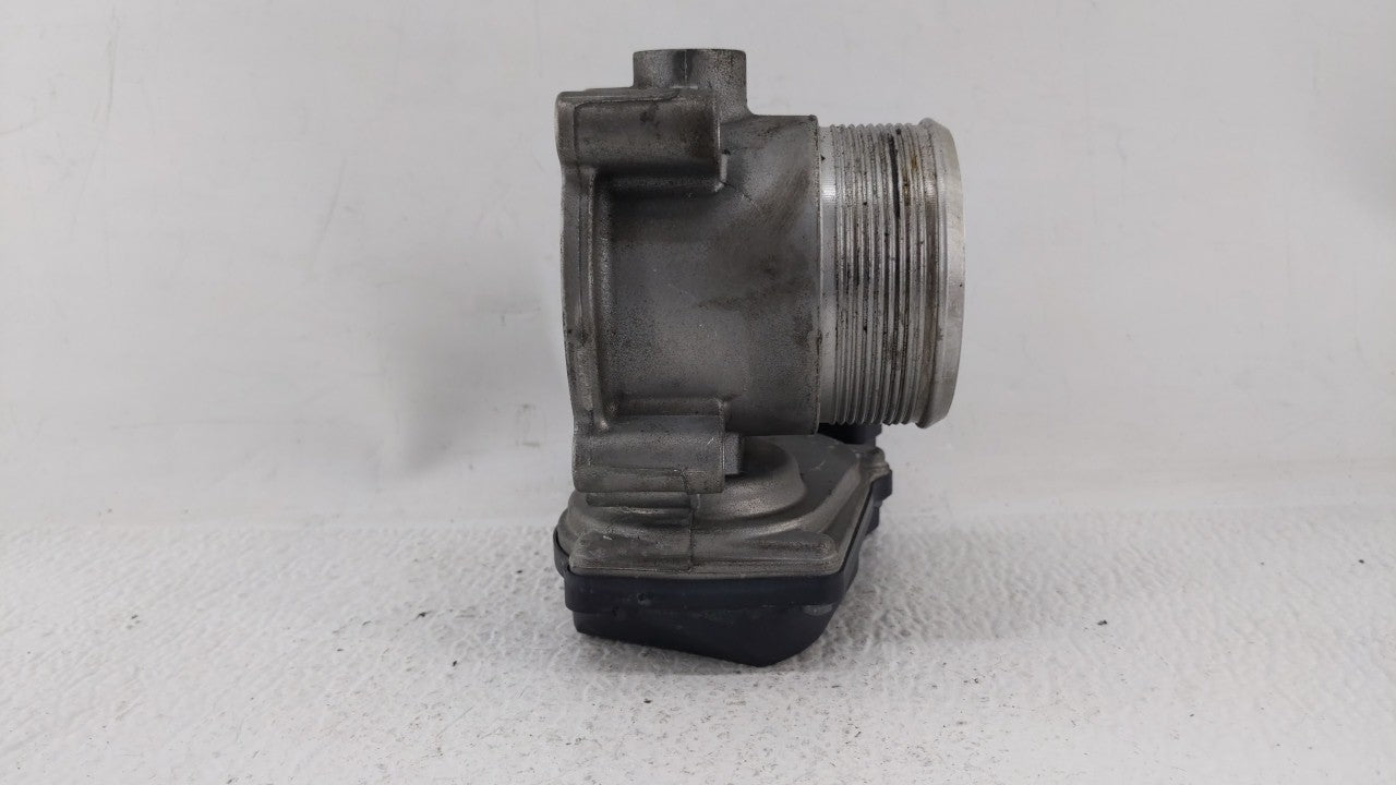 2006-2010 Volkswagen Passat Throttle Body P/N:E8-2103-0-09305-00485 06F 133 062 E Fits OEM Used Auto Parts - Oemusedautopart
