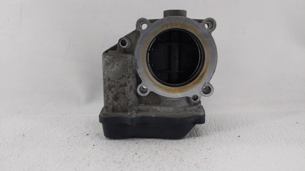 2006-2010 Volkswagen Passat Throttle Body P/N:E8-2103-0-09305-00485 06F 133 062 E Fits OEM Used Auto Parts - Oemusedautopart