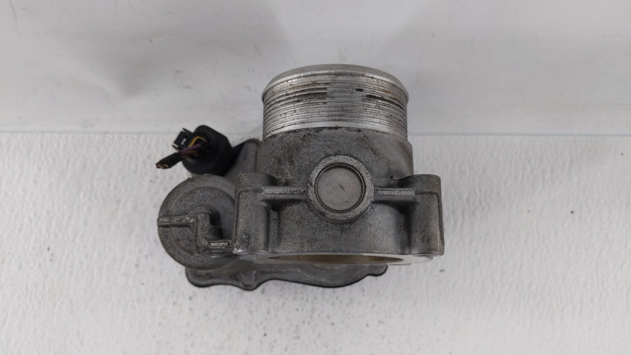 2006-2010 Volkswagen Passat Throttle Body P/N:E8-2103-0-09305-00485 06F 133 062 E Fits OEM Used Auto Parts - Oemusedautopart