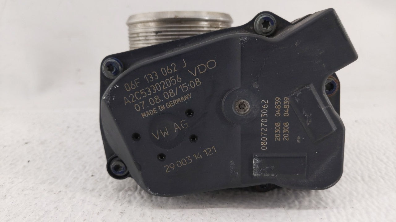 2006-2010 Volkswagen Passat Throttle Body P/N:E8-2103-0-09305-00485 06F 133 062 E Fits OEM Used Auto Parts - Oemusedautopart