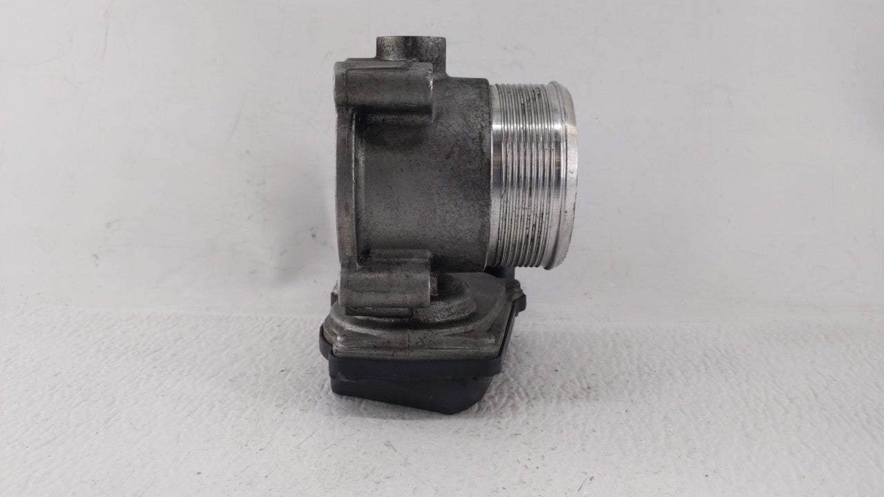 2006-2010 Volkswagen Passat Throttle Body P/N:E8-2103-0-09305-00485 06F 133 062 E Fits OEM Used Auto Parts - Oemusedautopart