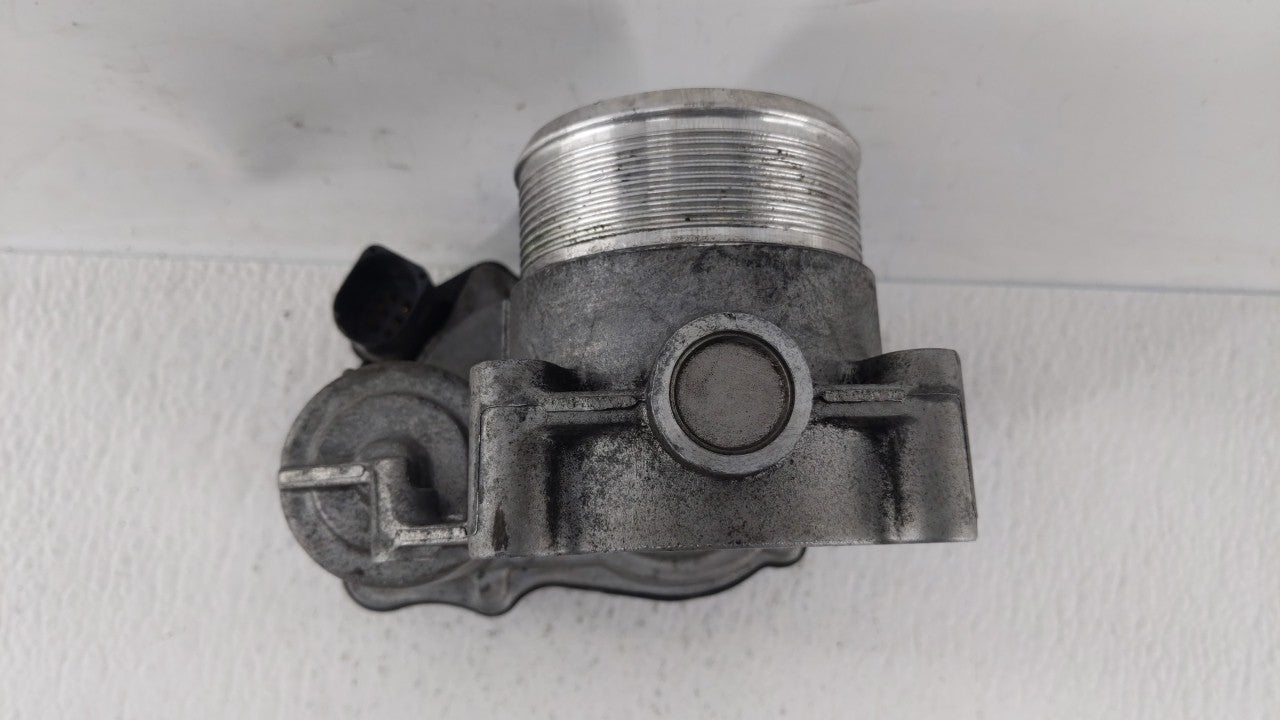 2006-2010 Volkswagen Passat Throttle Body P/N:E8-2103-0-09305-00485 06F 133 062 E Fits OEM Used Auto Parts - Oemusedautopart