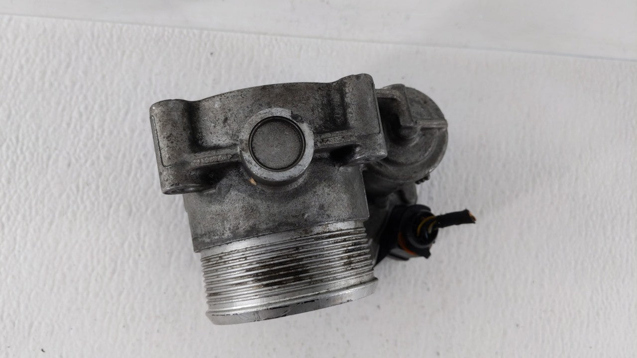 2006-2010 Volkswagen Passat Throttle Body P/N:E8-2103-0-09305-00485 06F 133 062 E Fits OEM Used Auto Parts - Oemusedautopart