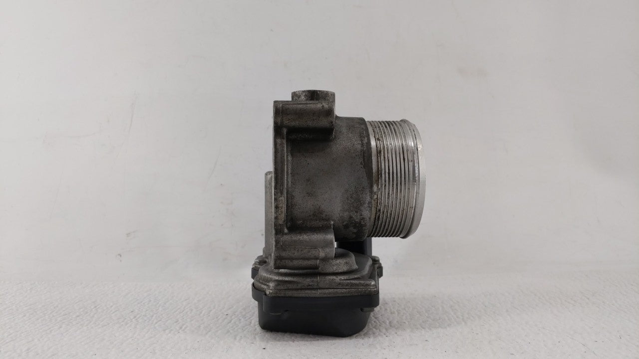 2006-2010 Volkswagen Passat Throttle Body P/N:E8-2103-0-09305-00485 06F 133 062 E Fits OEM Used Auto Parts - Oemusedautopart