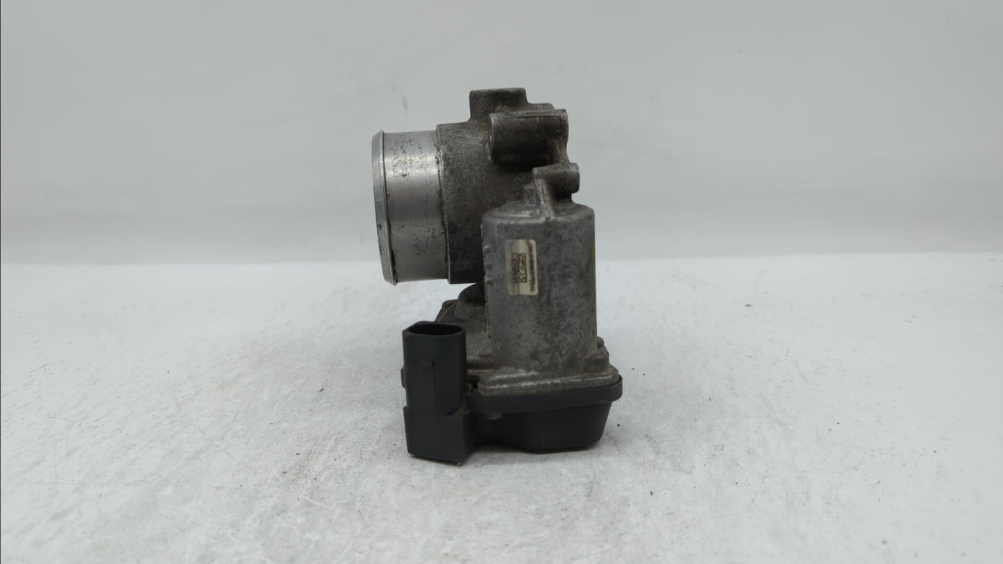 2006-2010 Volkswagen Passat Throttle Body P/N:E8-2103-0-09305-00485 06F 133 062 E Fits OEM Used Auto Parts - Oemusedautopart