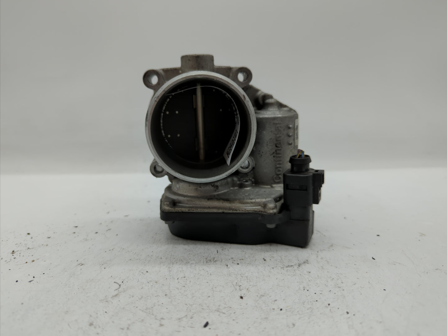2006-2010 Volkswagen Passat Throttle Body P/N:06F 133 062 Q 06F 133 062 T Fits OEM Used Auto Parts - Oemusedautoparts1.com