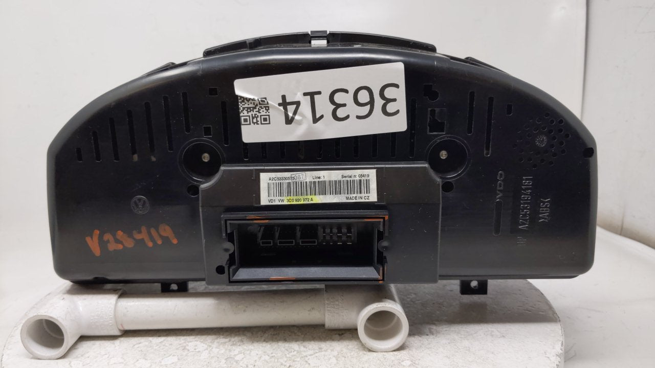 2009 Volkswagen Passat Instrument Cluster Speedometer Gauges P/N:VD1 VW 3C0 920 972 A Fits OEM Used Auto Parts - Oemusedauto