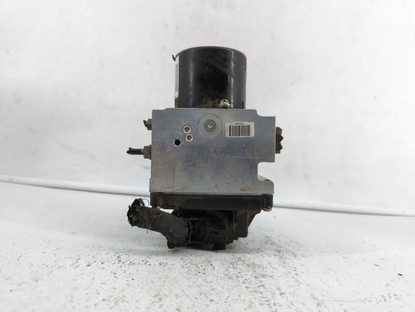 2009-2010 Volkswagen Passat ABS Pump Control Module Replacement P/N:3C0.614.109.T 3C0614109T, 3C0.614.109.P Fits Fits 2009 2