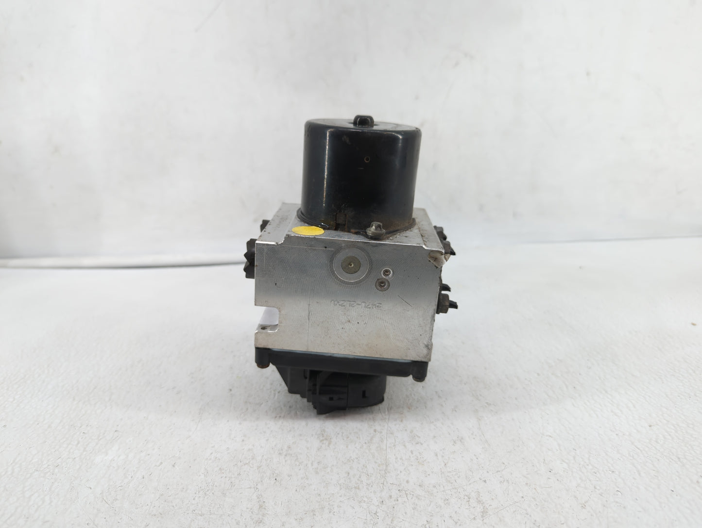 2009-2010 Volkswagen Passat ABS Pump Control Module Replacement P/N:3C0.614.109.T 3C0614109T, 3C0.614.109.P Fits Fits 2009 2