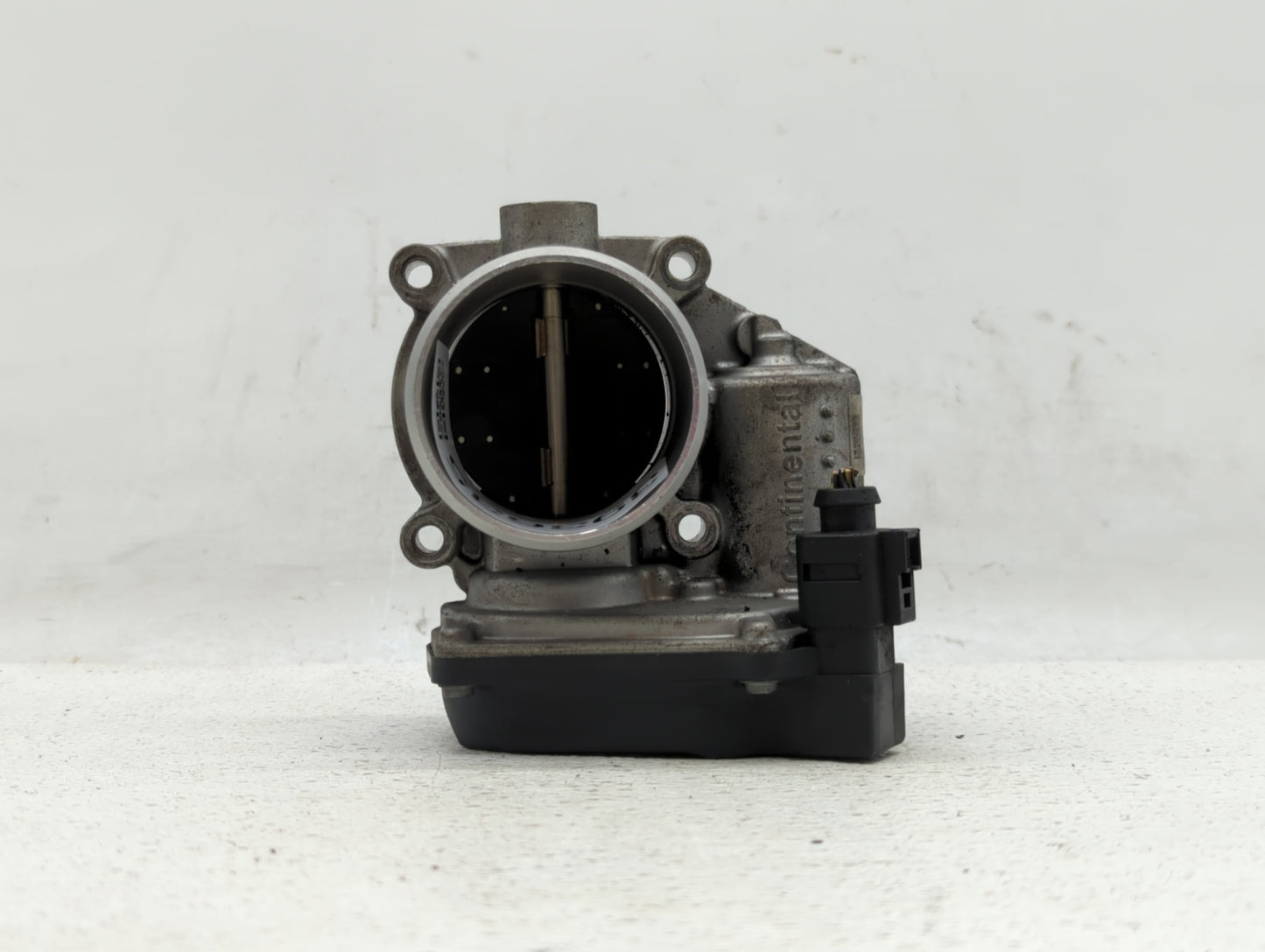 2006-2010 Volkswagen Passat Throttle Body P/N:06F 133 062 G 06F 133 062 Q Fits OEM Used Auto Parts - Oemusedautoparts1.com
