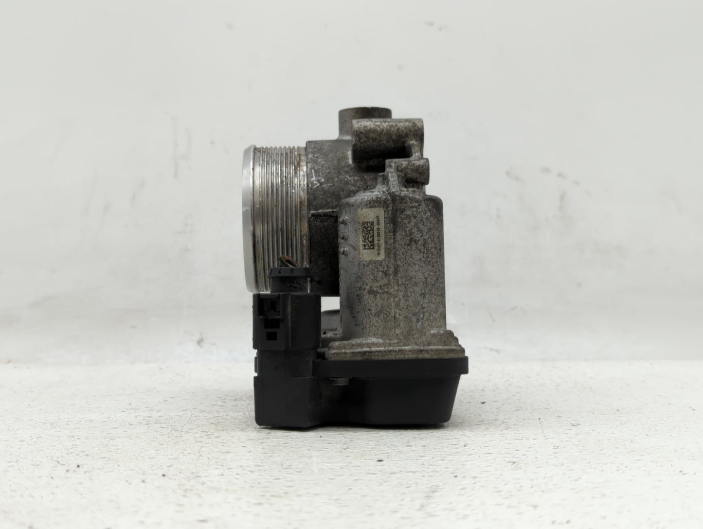 2006-2010 Volkswagen Passat Throttle Body P/N:06F 133 062 G 06F 133 062 Q Fits OEM Used Auto Parts - Oemusedautoparts1.com