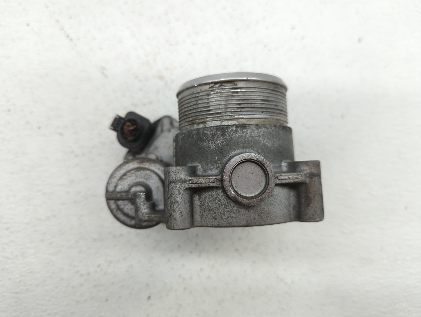 2006-2010 Volkswagen Passat Throttle Body P/N:06F 133 062 G 06F 133 062 Q Fits OEM Used Auto Parts - Oemusedautoparts1.com