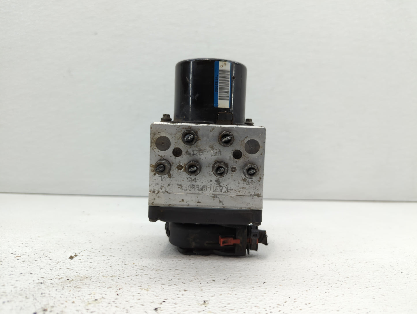 2009-2010 Volkswagen Passat ABS Pump Control Module Replacement P/N:3C0.614.109.T 3C0614109T, 3C0.614.109.P Fits Fits 2009 2
