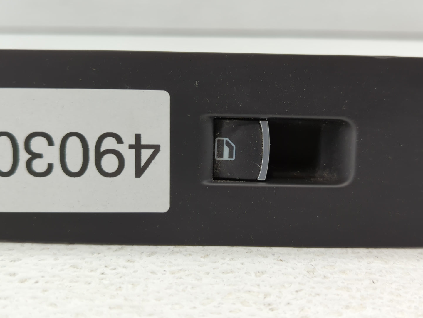 2009 Volkswagen Passat Passenger Right Power Window Switch 3c8 857 858 G - Oemusedautoparts1.com