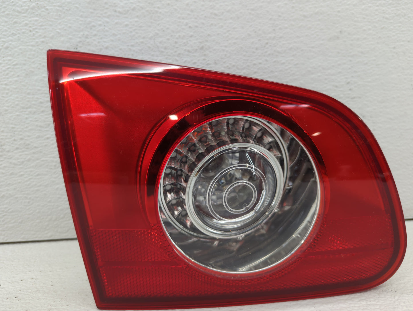 2006-2010 Volkswagen Passat Tail Light Assembly Driver Left OEM P/N:08-441-1316L-B Fits Fits 2006 2007 2008 2009 2010 OEM Us