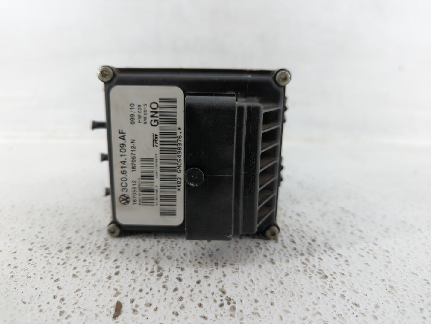 2009-2010 Volkswagen Passat ABS Pump Control Module Replacement P/N:3C0.614.109.T 3C0614109T, 3C0.614.109.P Fits Fits 2009 2