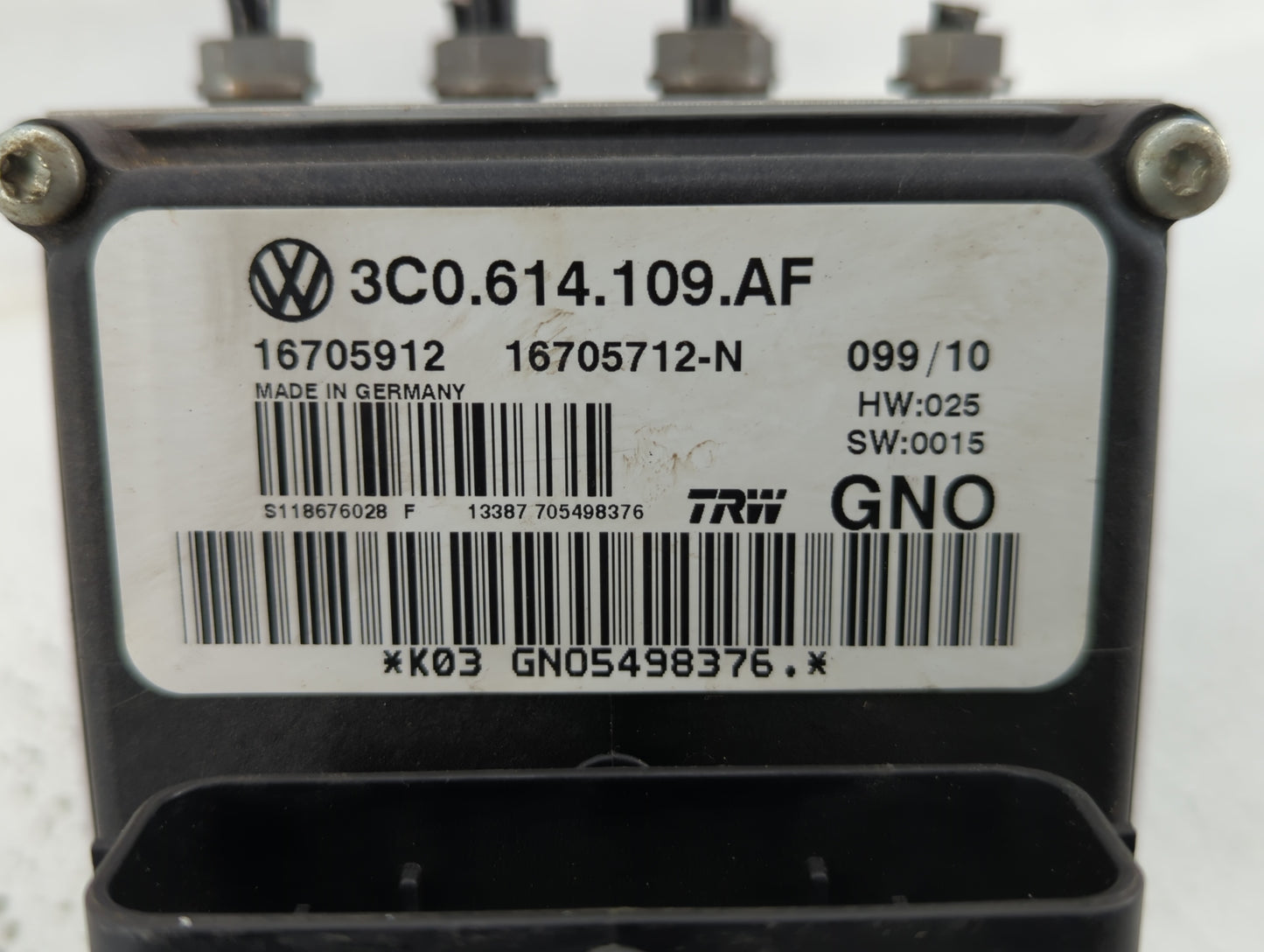 2009-2010 Volkswagen Passat ABS Pump Control Module Replacement P/N:3C0.614.109.T 3C0614109T, 3C0.614.109.P Fits Fits 2009 2