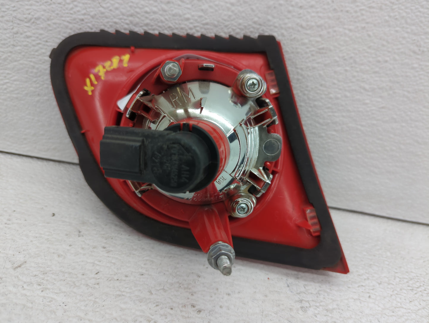 2006-2010 Volkswagen Passat Tail Light Assembly Passenger Right OEM Fits Fits 2006 2007 2008 2009 2010 OEM Used Auto Parts -