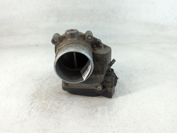 2006-2010 Volkswagen Passat Throttle Body P/N:06F 133 062 G Fits OEM Used Auto Parts - Oemusedautoparts1.com