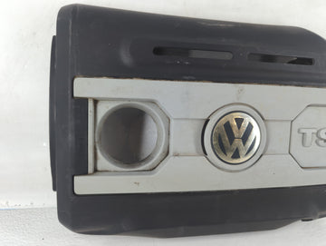 2009 Volkswagen Passat Engine Cover