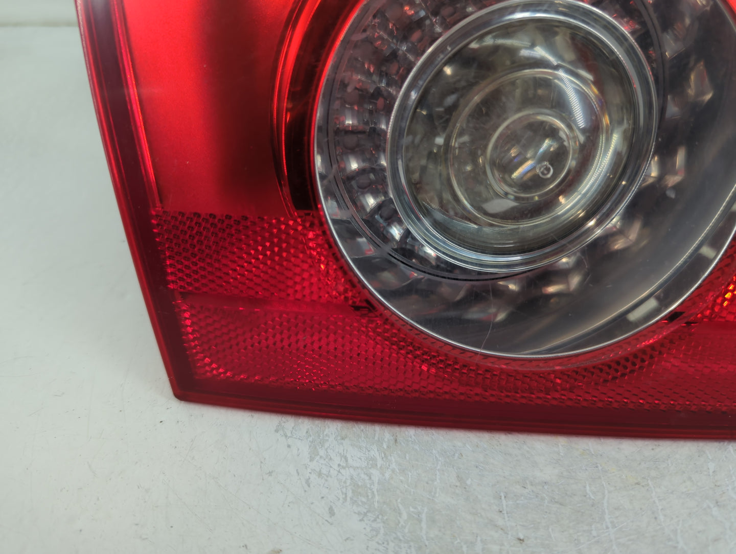 2008-2010 Volkswagen Passat Tail Light Assembly Passenger Right OEM P/N:ZSB 3C9 945 Fits Fits 2008 2009 2010 OEM Used Auto P