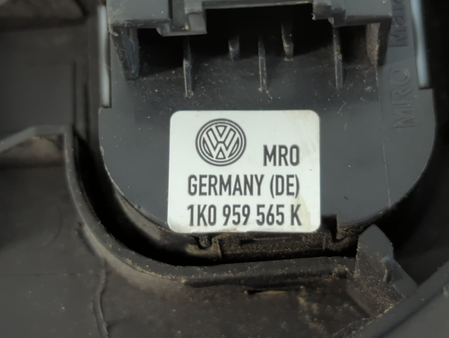2006-2020 Volkswagen Passat Master Power Window Switch Replacement Driver Side Left P/N:1K0 959 565 K Fits OEM Used Auto Par