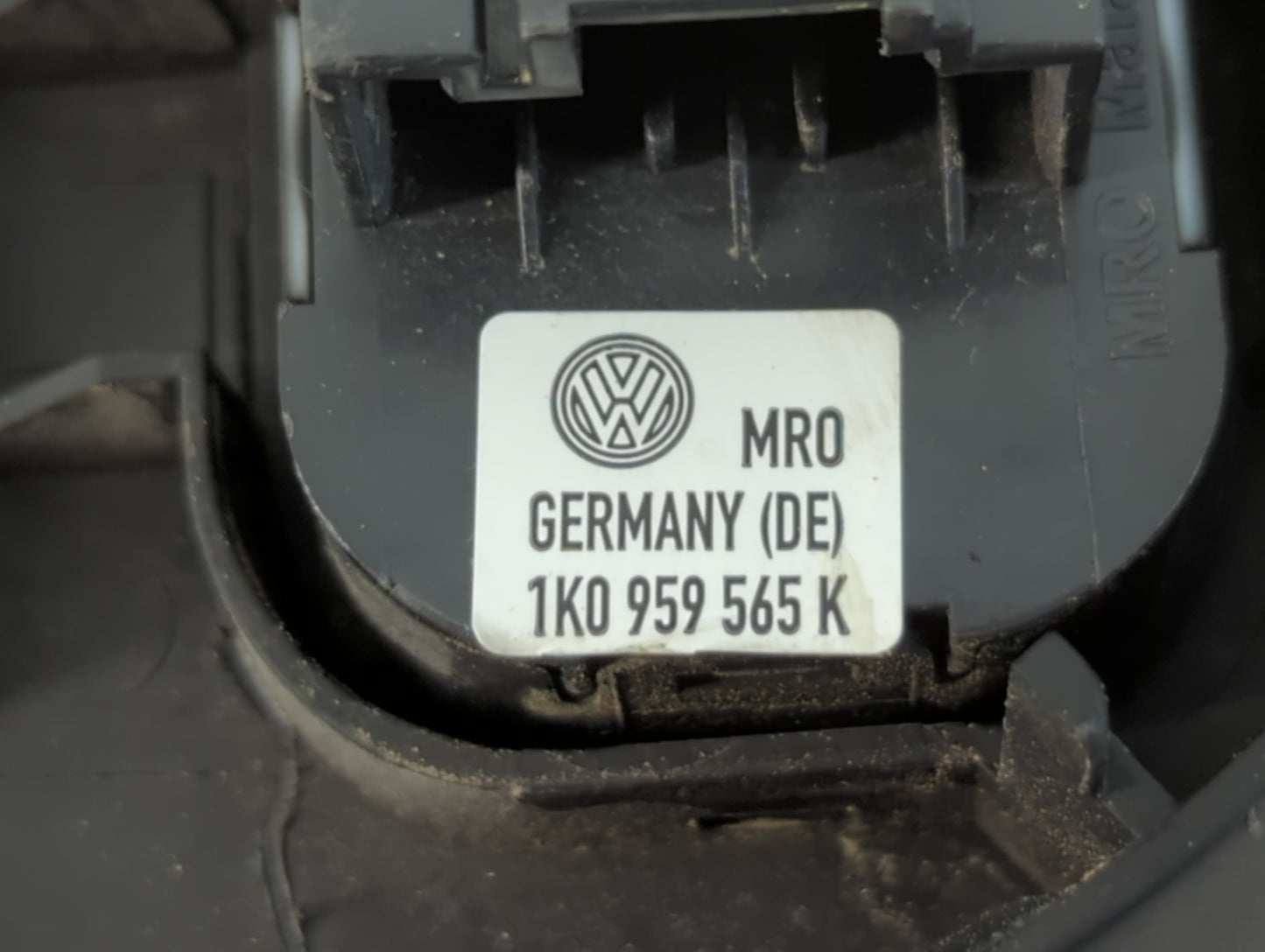 2006-2020 Volkswagen Passat Master Power Window Switch Replacement Driver Side Left P/N:1K0 959 565 K Fits OEM Used Auto Par