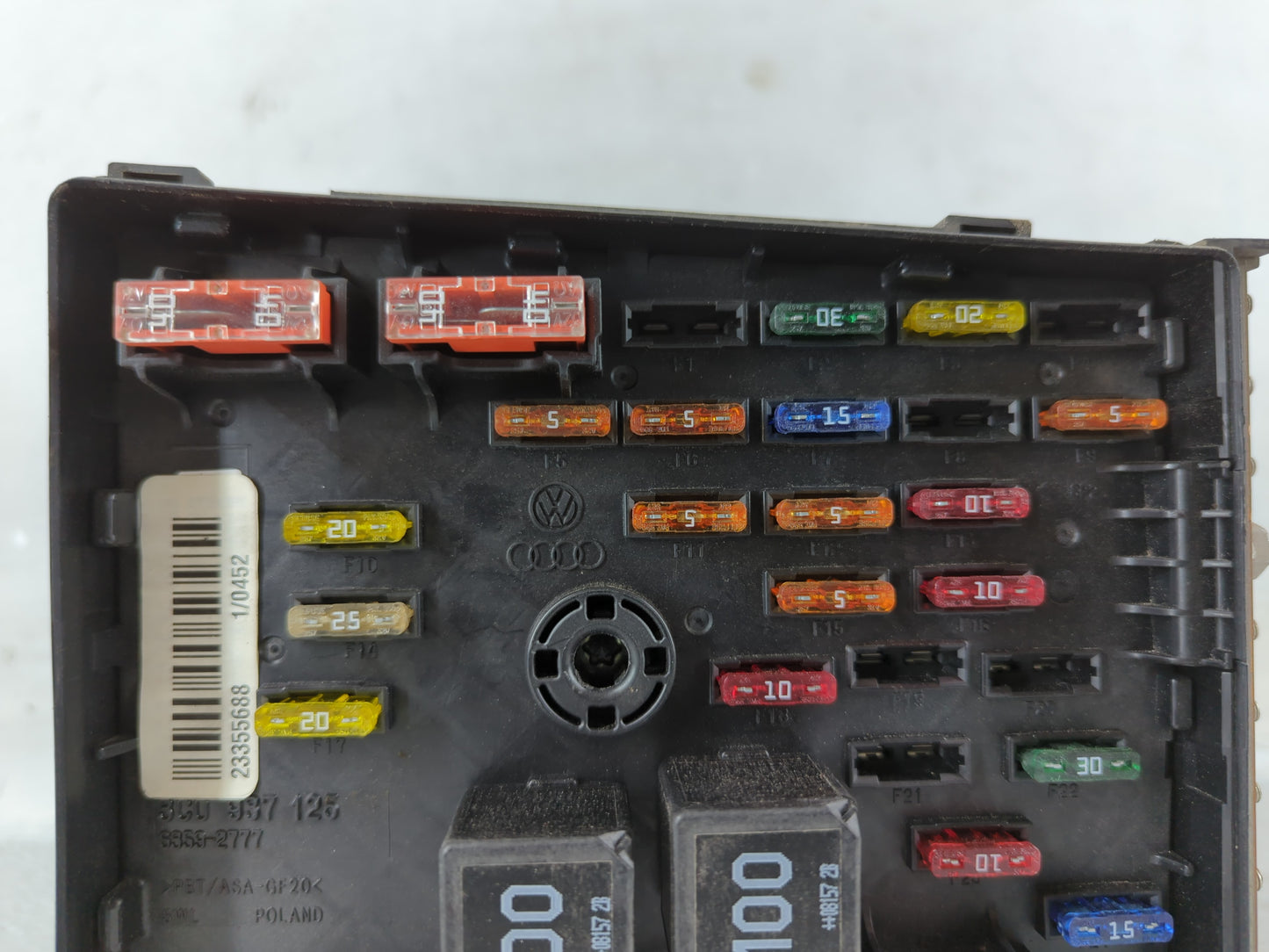 2008-2010 Volkswagen Passat Fusebox Fuse Box Panel Relay Module P/N:3C0 937 125 23355688 Fits OEM Used Auto Parts - Oemuseda