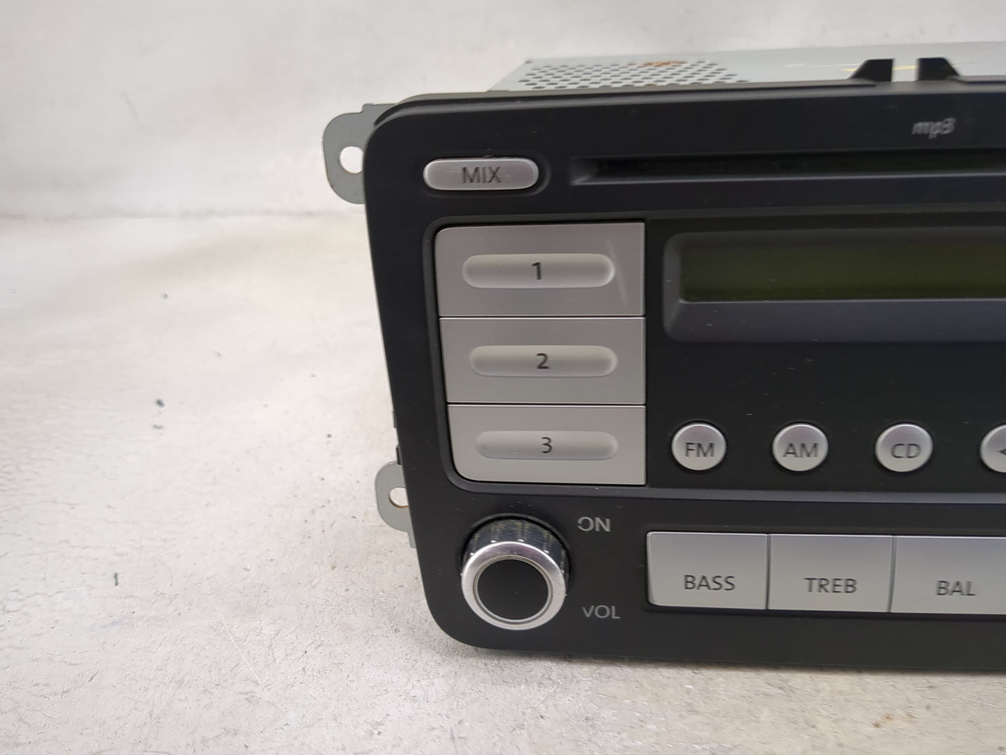 2006-2009 Volkswagen Rabbit Radio AM FM Cd Player Receiver Replacement P/N:1K0035161D 28159420 Fits Fits 2006 2007 2008 2009