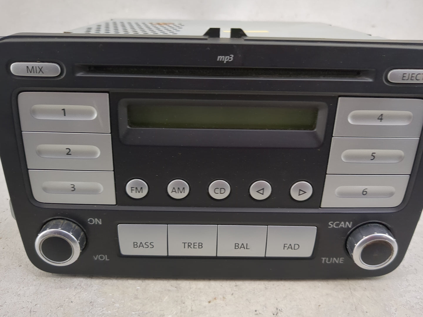 2006-2009 Volkswagen Rabbit Radio AM FM Cd Player Receiver Replacement P/N:1K0035161D 28159420 Fits Fits 2006 2007 2008 2009
