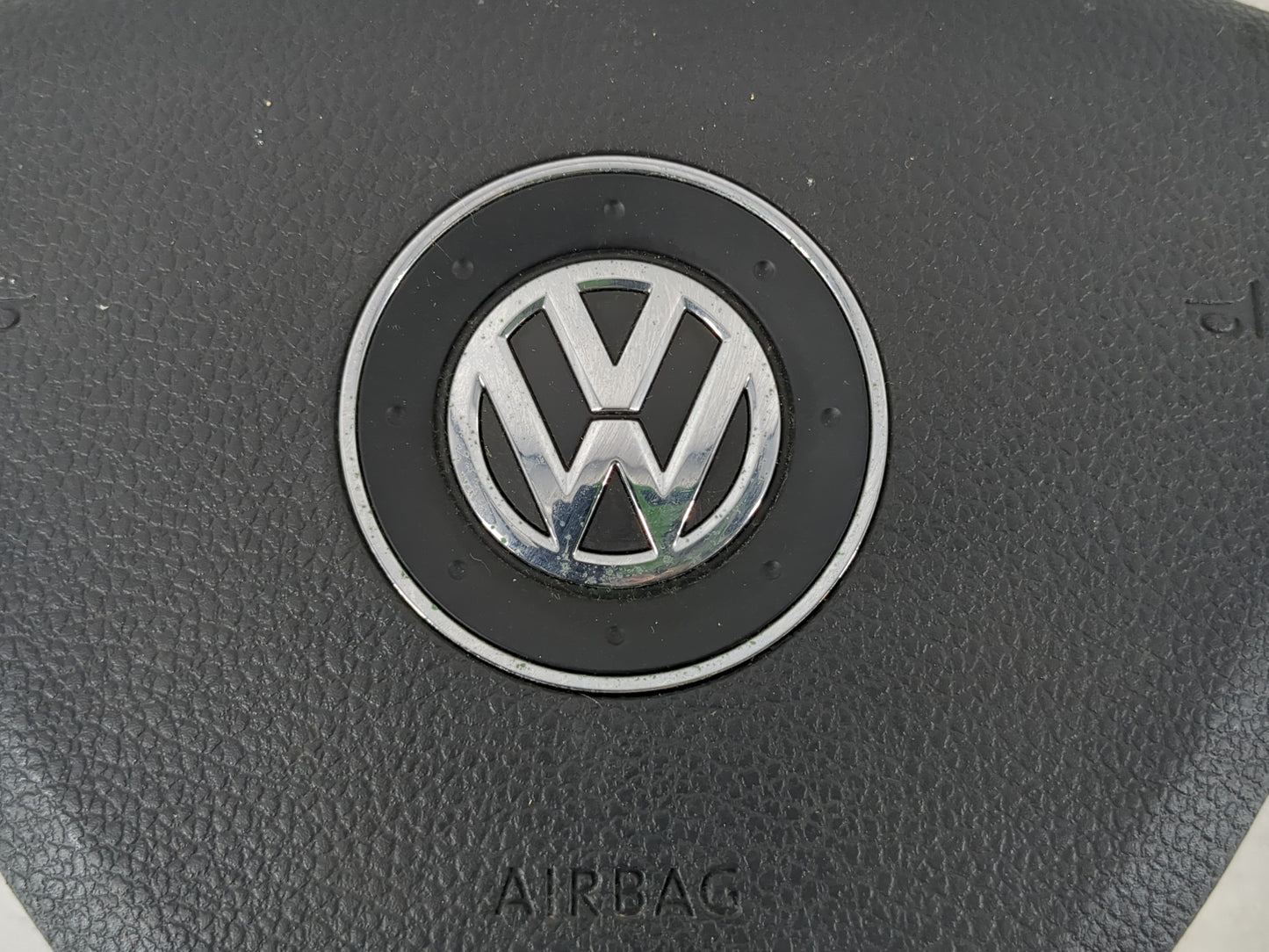2009-2010 Volkswagen Routan Air Bag Driver Left Steering Wheel Mounted P/N:TLKL9 4878600, 9R554627 Fits Fits 2009 2010 OEM U