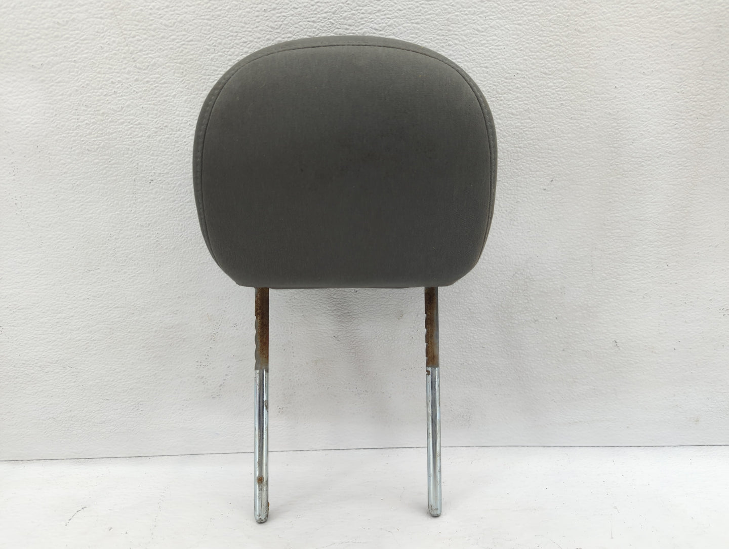 2009 Volkswagen Routan Headrest Head Rest Front Driver Passenger Seat Fits OEM Used Auto Parts - Oemusedautoparts1.com