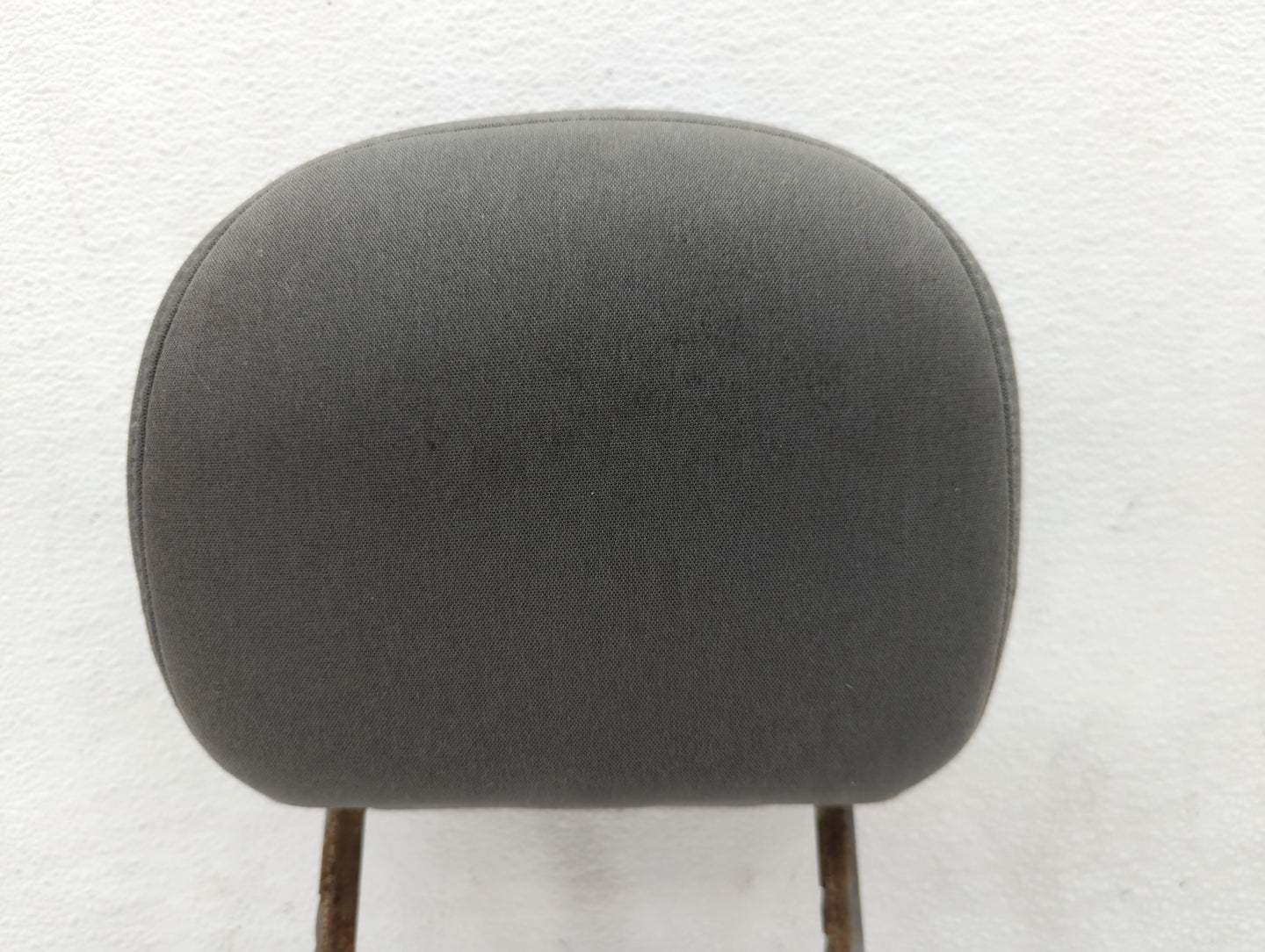 2009 Volkswagen Routan Headrest Head Rest Front Driver Passenger Seat Fits OEM Used Auto Parts - Oemusedautoparts1.com