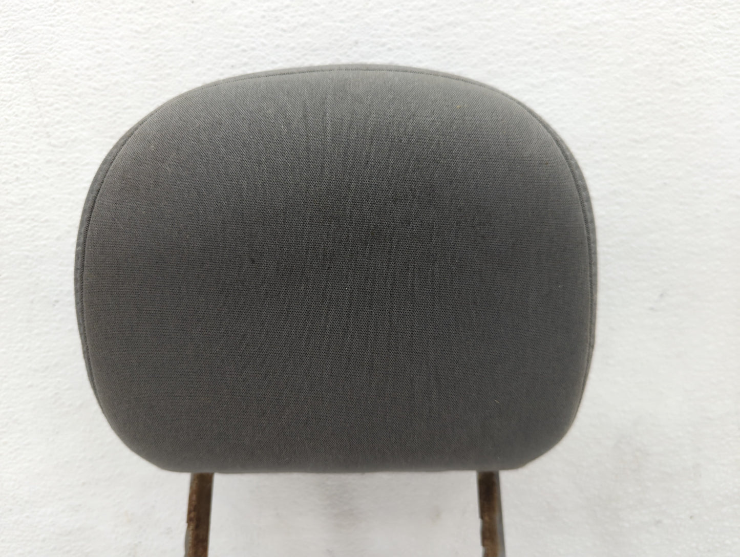 2009 Volkswagen Routan Headrest Head Rest Front Driver Passenger Seat Fits OEM Used Auto Parts - Oemusedautoparts1.com