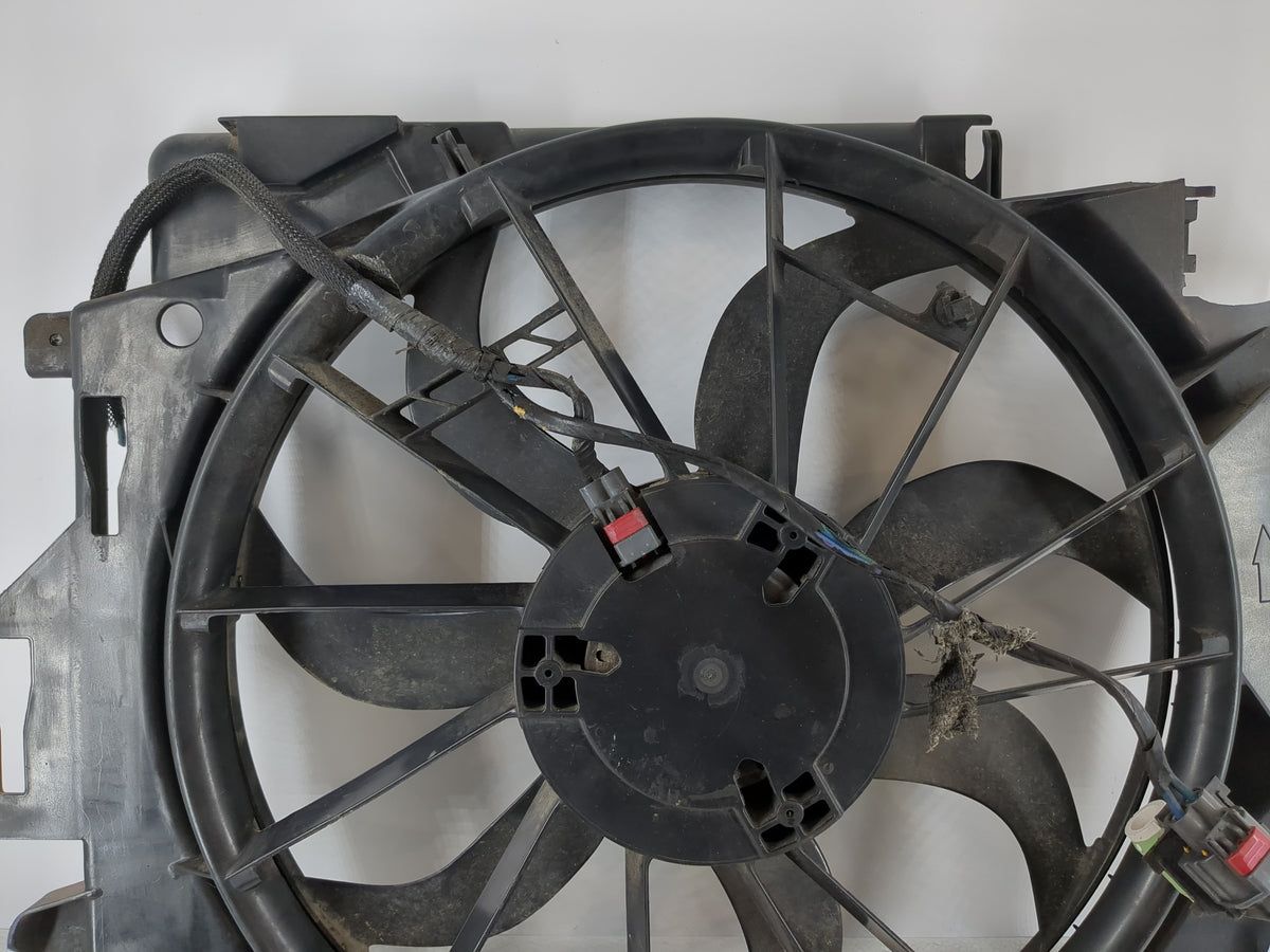 2009-2010 Volkswagen Routan Electric Radiator Cooling Fan Motor Assembly - Oemusedautoparts1.com