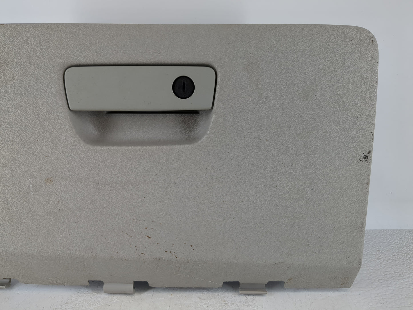 2009 Volkswagen Routan Passenger Glove Box Door Storage Compartment - Oemusedautoparts1.com
