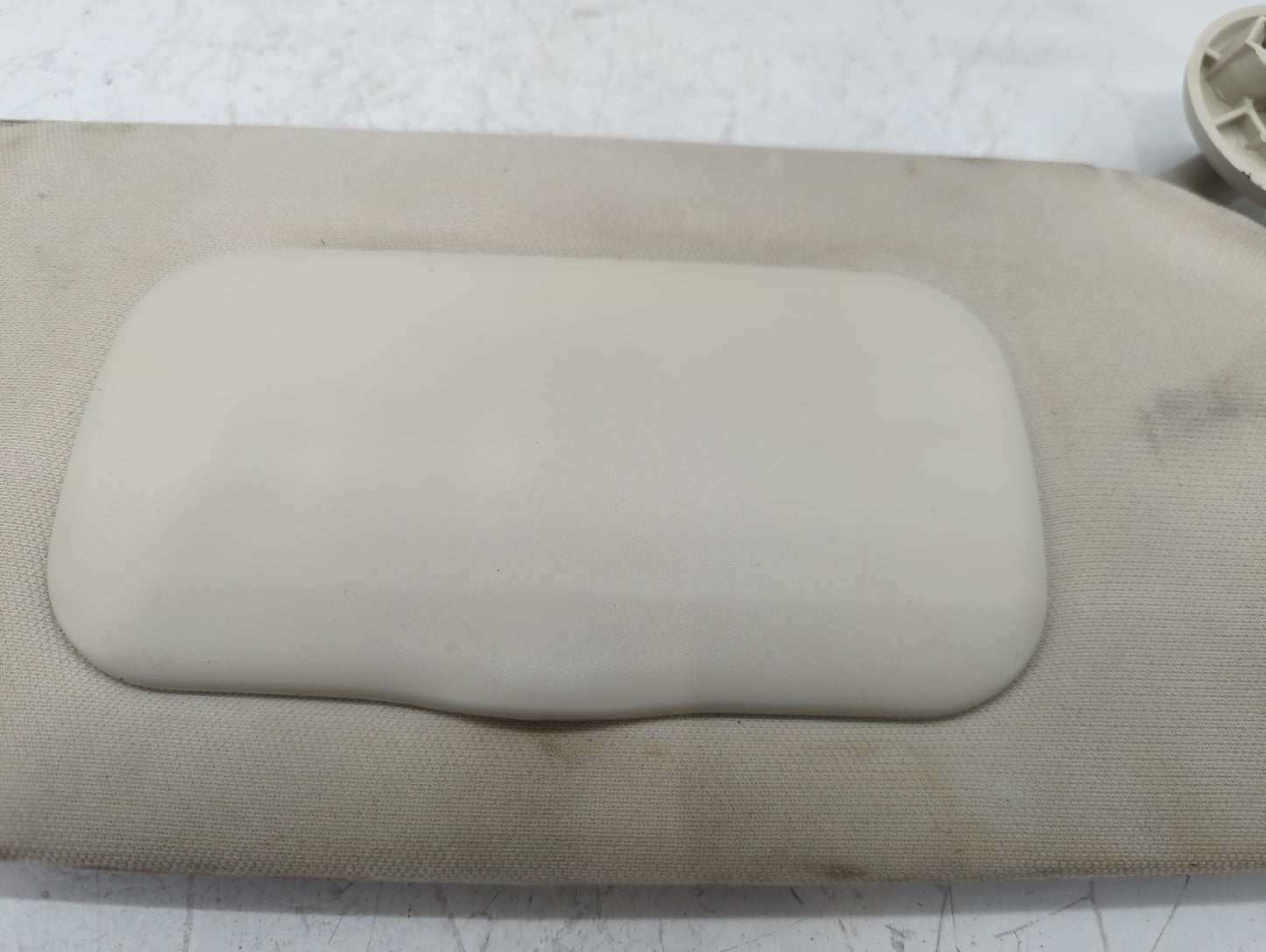 2009-2014 Volkswagen Routan Sun Visor Shade Replacement Passenger Right Mirror Fits Fits 2009 2010 2011 2012 2013 2014 OEM U